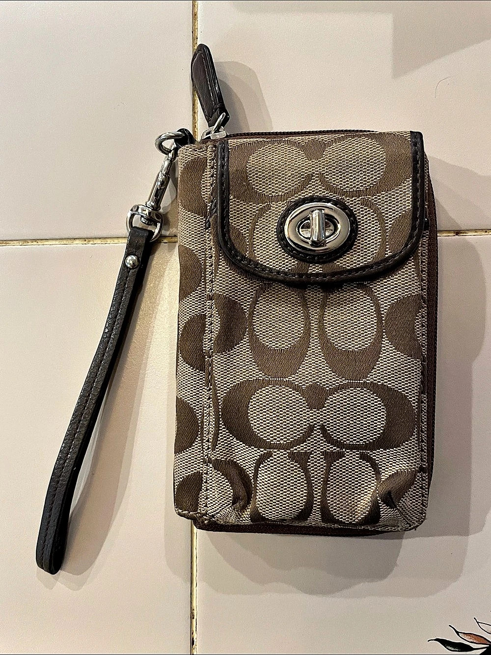Coach Signature Canvas Wallet Wristlet in Brown & Beige